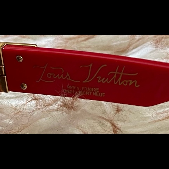 Authentic. Excellent condition. - Picture 2 of 7